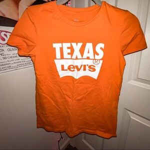 NWOT Levi’s Orange Tee